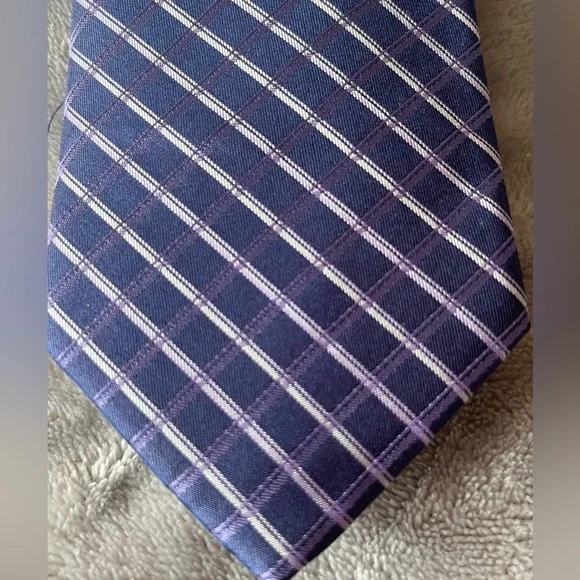 Calvin Klein Navy and White, light PurplePatterned Tie - Picture 2 of 2